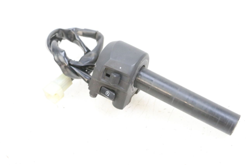 photo de RECHTER STUURSCHAKELAAR YAMAHA X-MAX XMAX 125 (2010 - 2013) - Hoofdaanzicht