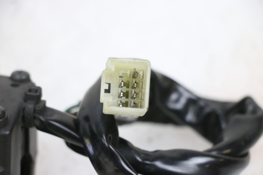 photo de RECHTER STUURSCHAKELAAR YAMAHA X-MAX XMAX 125 (2010 - 2013) - Andere kijkhoek