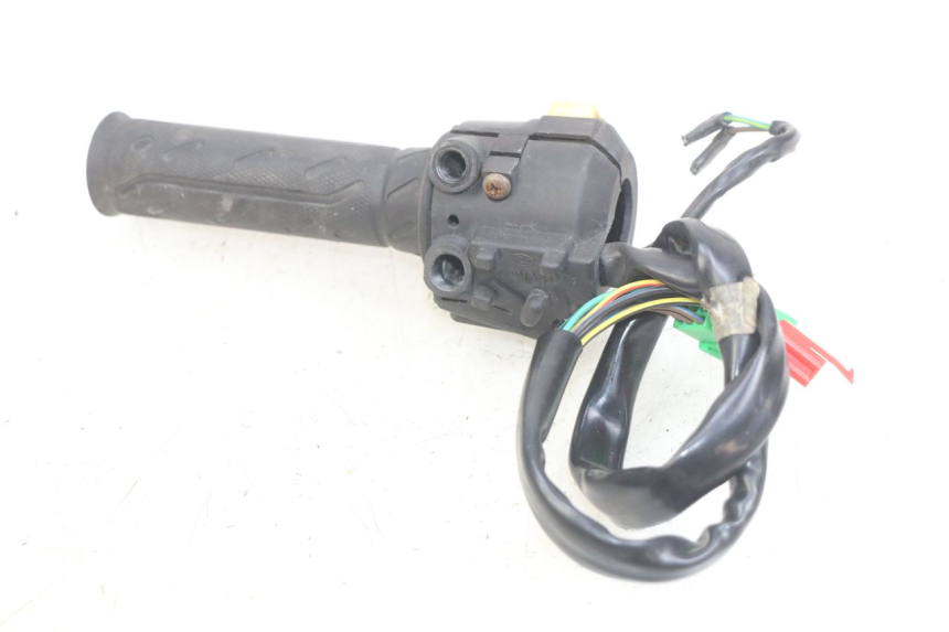 photo de RECHTS STUURSCHAKELAAR KYMCO X-TOWN XTOWN 125 (2016 - 2021) - Andere kijkhoek