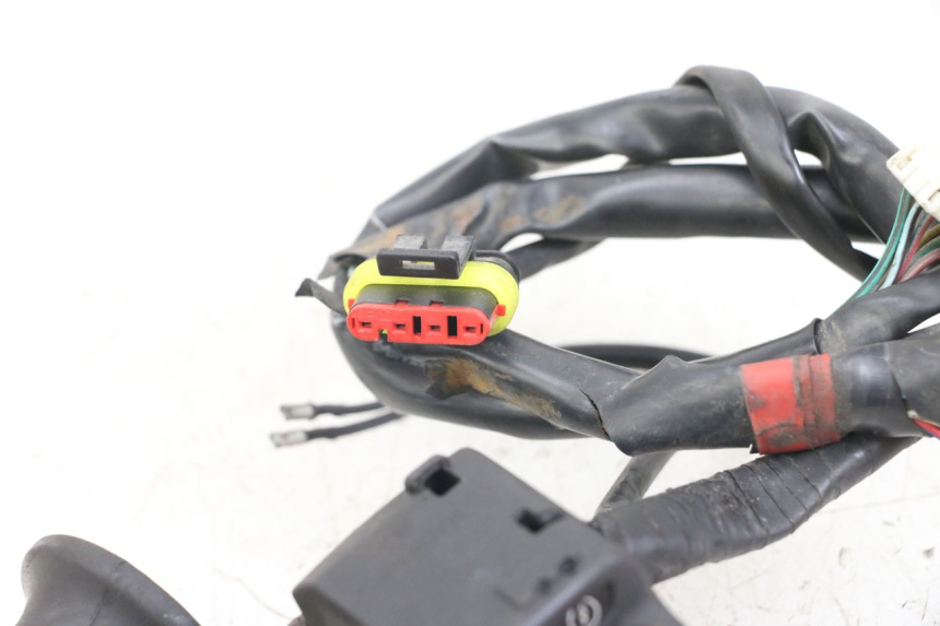 photo de RECHTER STUURSCHAKELAAR PIAGGIO X10 125 (2012 - 2017) - Andere kijkhoek