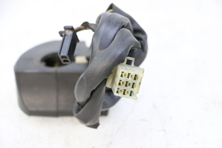 photo de RECHTER STUURSCHAKELAAR YAMAHA XJN DIVERSION 600 (2000 - 2003) - Technische close-up