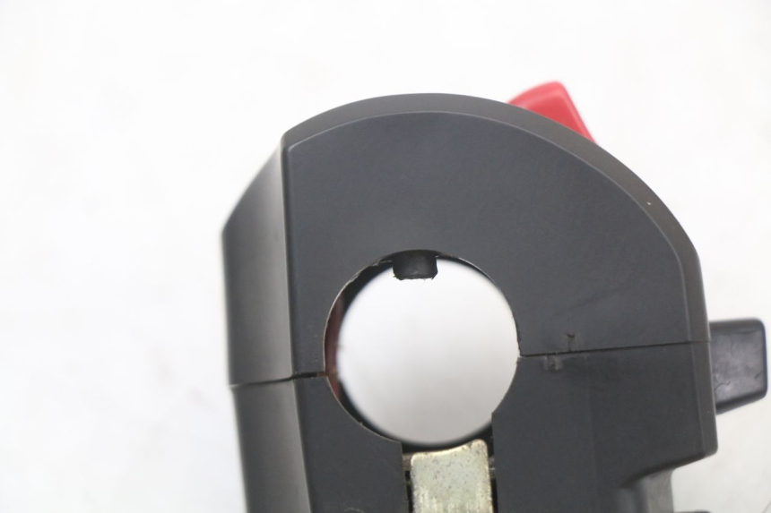 photo de RECHTER STUURSCHAKELAAR YAMAHA XJS DIVERSION 600 (1997 - 1999) - Overzicht