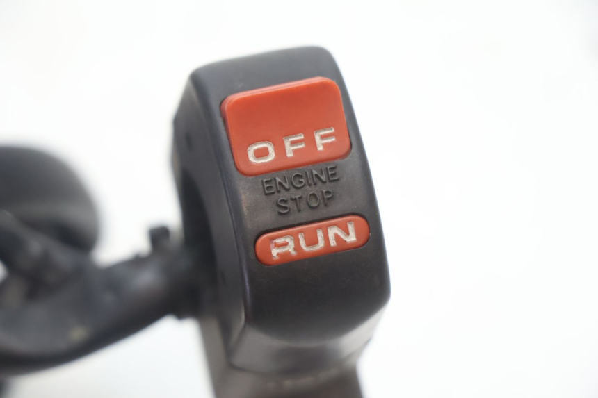 photo de RECHTE SCHAKELAAR HONDA XRV AFRICA TWIN 750 (1990 - 1992) - Zoom op gebruiksstaat