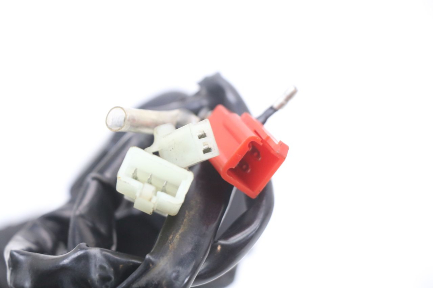 photo de RECHTER STUURSCHAKELAAR SYM XS 125 (2007 - 2016) - Staat van het oppervlak