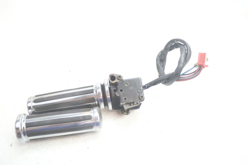 photo de RECHTER STUURSCHAKELAAR YAMAHA XV VIRAGO 535 (1988 - 2004) - Overzicht