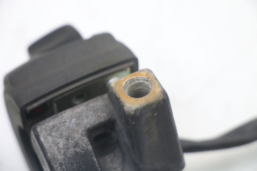 photo de RECHTS STUURSCHAKELAAR YAMAHA BW'S NG NEXT GENERATION 50 (1996 - 2003) - Bevestigingspunten