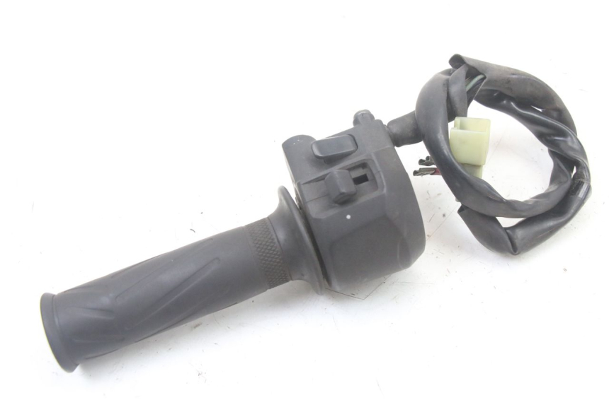 photo de RECHTS STUURSCHAKELAAR YAMAHA X-MAX XMAX ABS 250 (2010 - 2014) - Andere kijkhoek