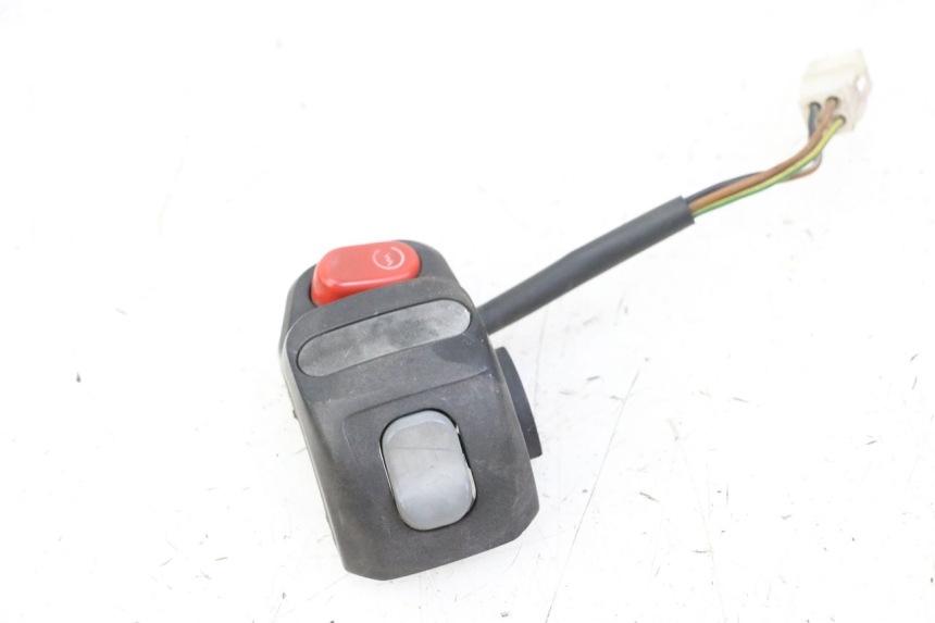 photo de RECHTS STUURSCHAKELAAR YAMAHA YP MAJESTY 125 (2002 - 2006) - Andere kijkhoek