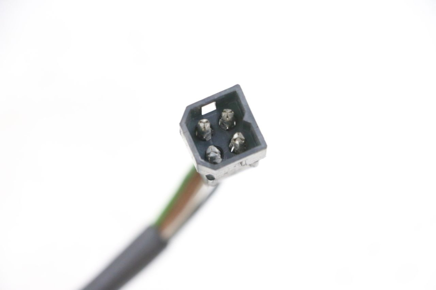 photo de RECHTS STUURSCHAKELAAR YAMAHA YP MAJESTY 125 (2002 - 2006) - Zoom op gebruiksstaat