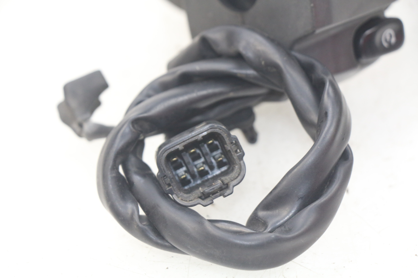 photo de RECHTER STUURSCHAKELAAR KAWASAKI Z S 750 (2003 - 2006) - Zoom op gebruiksstaat