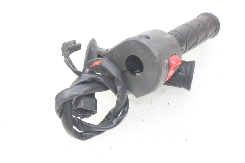 photo de RECHTER STUURSCHAKELAAR KAWASAKI Z S 750 (2003 - 2006) - Technische close-up