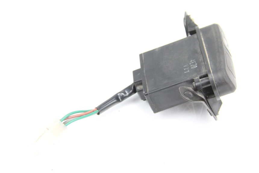 photo de SCHAKELAAR NOODKNIPPERLICHTEN SYM GTS EFI ABS 125 (2012 - 2016) - Detail van het onderdeel