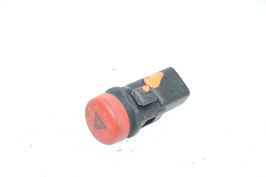 photo de SCHAKELAAR NOODKNIPPERLICHTEN PIAGGIO MP3 RL 250 (2006 - 2010) - Zoom op gebruiksstaat