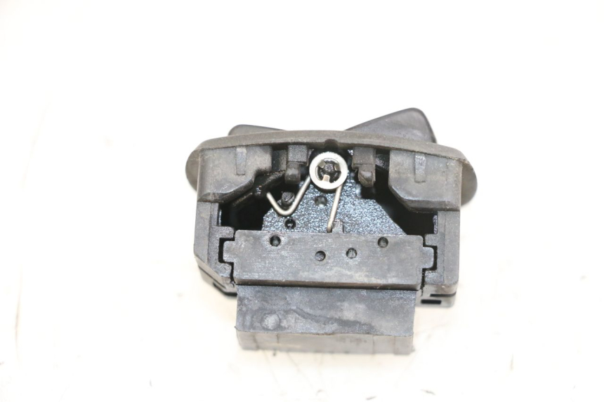 photo de SCHAKELAAR NOODKNIPPERLICHTEN PEUGEOT BELVILLE 125 (2017 - 2021) - Andere kijkhoek