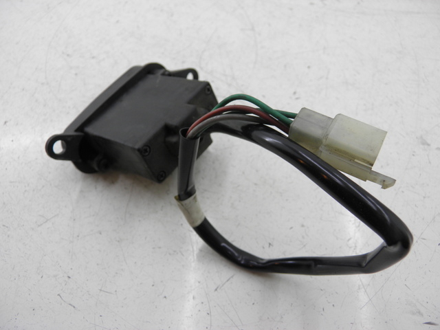 photo de SCHAKELAAR NOODKNIPPERLICHTEN SYM GTS 125 (2005 - 2008) - Andere kijkhoek