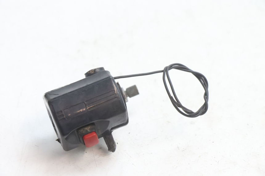 photo de LINKER SCHAKELAAR PEUGEOT 103 SPX CLIP 50 (1989 - 1992) - Zoom op gebruiksstaat