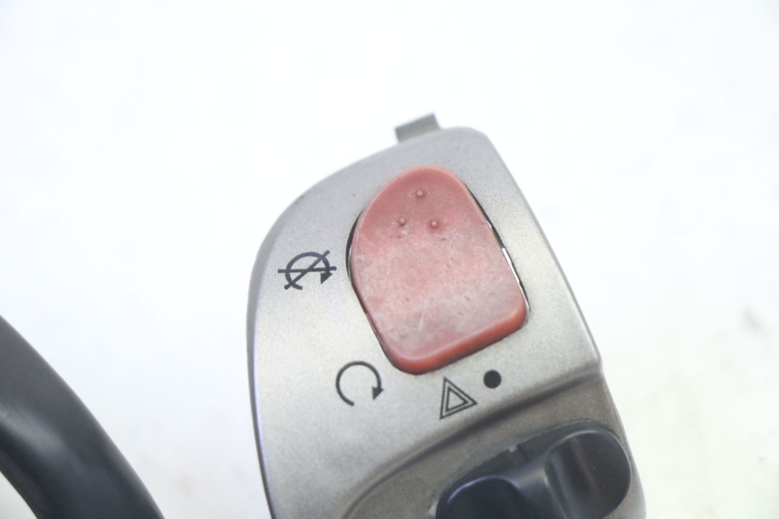 photo de LINKER STUURSCHAKELAAR QUADRO 4 4D 350 (2015 - 2018) - Detail van het onderdeel