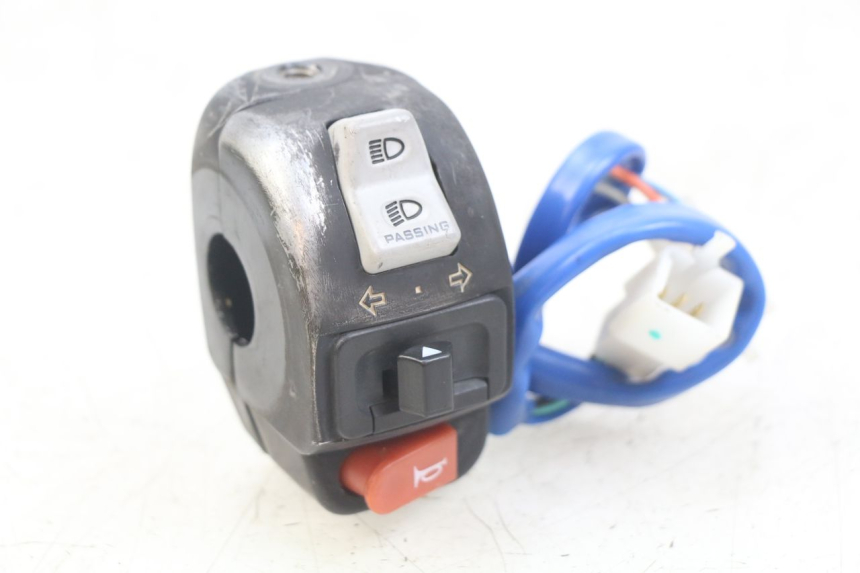 photo de LINKER STUURSCHAKELAAR KYMCO AGILITY 16+ 4T 50 (2018 - 2023) - Hoofdaanzicht