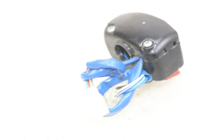 photo de LINKER STUURSCHAKELAAR KYMCO AGILITY 16+ 4T 50 (2018 - 2023) - Zoom op gebruiksstaat