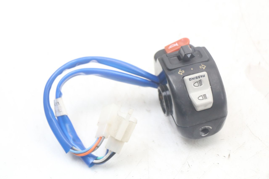 photo de LINKER STUURSCHAKELAAR KYMCO AGILITY 4T 50 (2018 - 2022) - Technische close-up