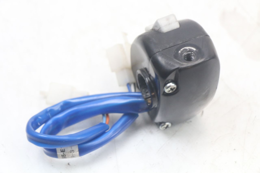 photo de LINKER STUURSCHAKELAAR KYMCO AGILITY 4T 50 (2018 - 2022) - Bevestigingspunten