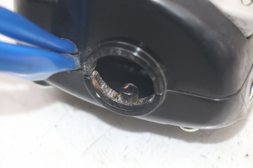 photo de LINKER STUURSCHAKELAAR KYMCO AGILITY 4T 50 (2018 - 2022) - Gecontroleerd onderdeel