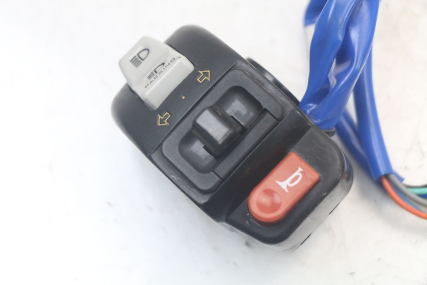 photo de LINKER STUURSCHAKELAAR KYMCO AGILITY 4T 50 (2018 - 2022) - Detail van het onderdeel