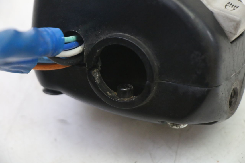 photo de LINKER STUURSCHAKELAAR KYMCO AGILITY 4T 50 (2005 - 2018) - Bevestigingspunten