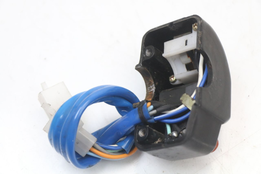 photo de LINKER STUURSCHAKELAAR KYMCO AGILITY PREMIUM 50 (2007 - 2010) - Technische close-up