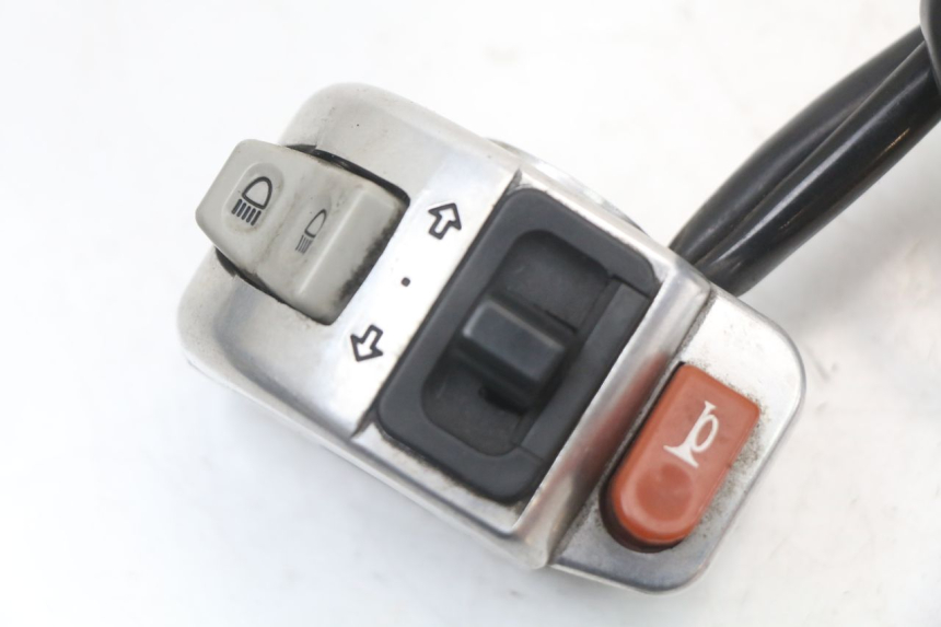 photo de LINKER STUURSCHAKELAAR KYMCO AGILITY RS 4T 50 (2009 - 2013) - Detail van het onderdeel