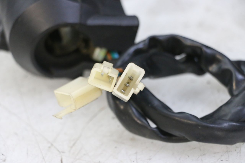 photo de LINKER STUURSCHAKELAAR ANGELL ENFANT 1 - Andere kijkhoek