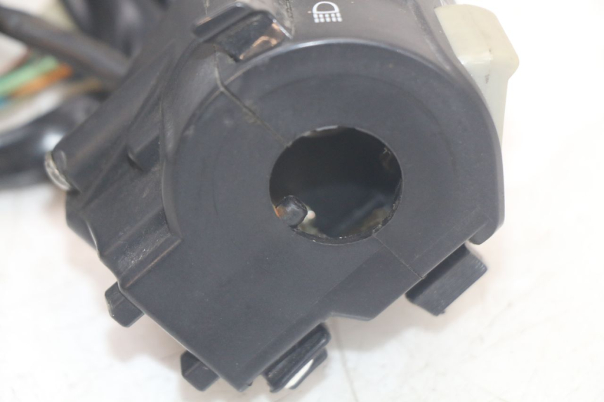 photo de LINKER STUURSCHAKELAAR JONWAY AZTRAL 125 (2008 - 2017) - Bevestigingspunten