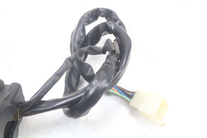 photo de LINKER STUURSCHAKELAAR JONWAY AZTRAL 125 (2008 - 2017) - Staat van het oppervlak