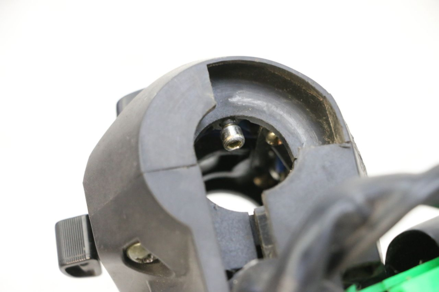 photo de LINKER STUURSCHAKELAAR MAG POWER BOMBERS 4T 50 (2016 - 2026) - Andere kijkhoek