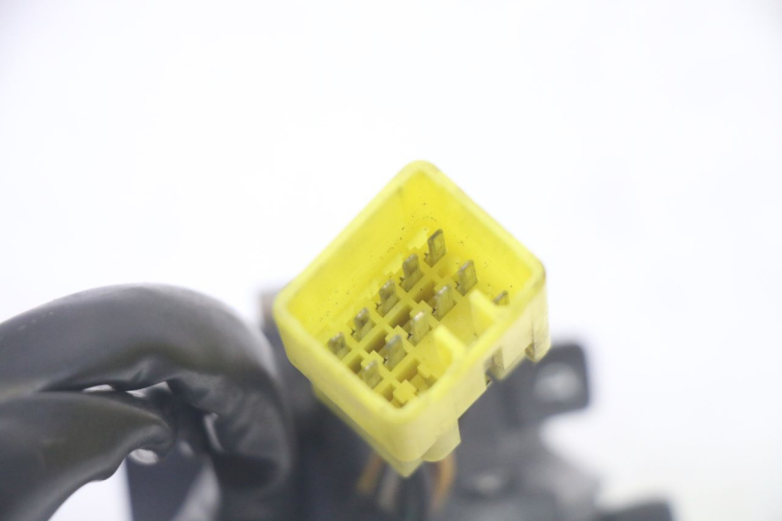 photo de LINKER STUURSCHAKELAAR SUZUKI BURGMAN 125 (2007 - 2014) - Bevestigingspunten