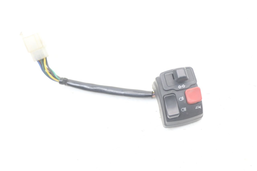 photo de LINKER STUURSCHAKELAAR YAMAHA BW'S 50 (2004 - 2017) - Zoom op gebruiksstaat