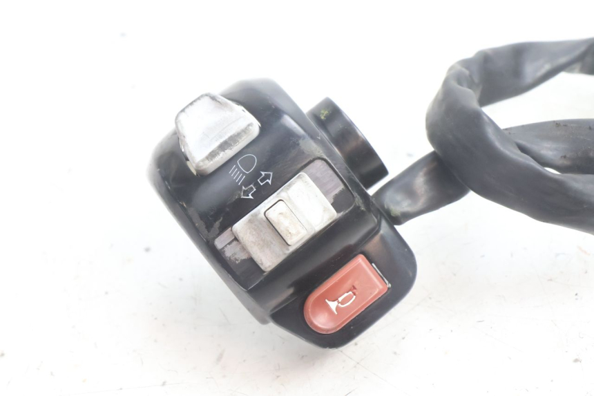 photo de LINKER STUURSCHAKELAAR YAMAHA BW'S BWS 125 (2010 - 2013) - Detail van het onderdeel