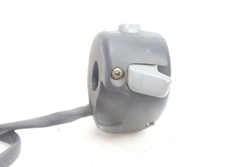 photo de LINKER STUURSCHAKELAAR BMW C1 125 (2000 - 2003) - Technische close-up