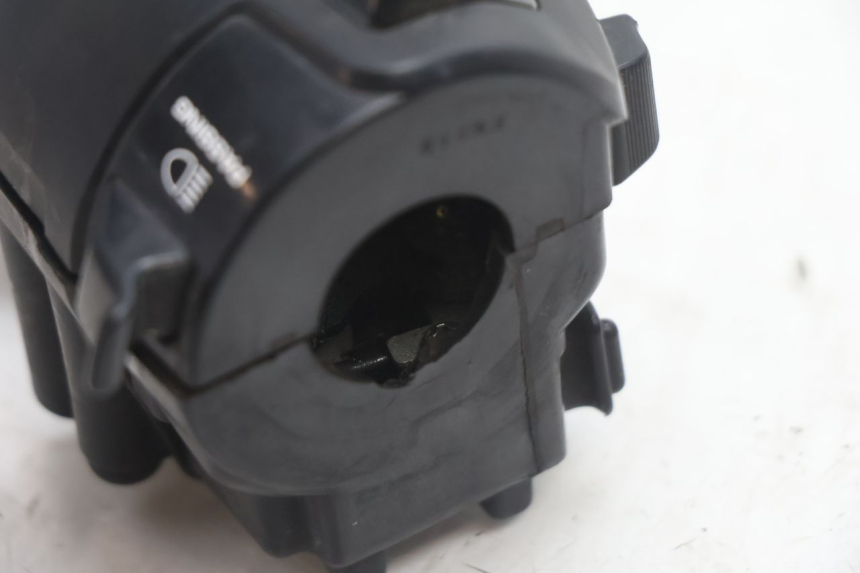 photo de LINKER SCHAKELAAR HONDA CB F HORNET 600 (2005 - 2006) - Overzicht