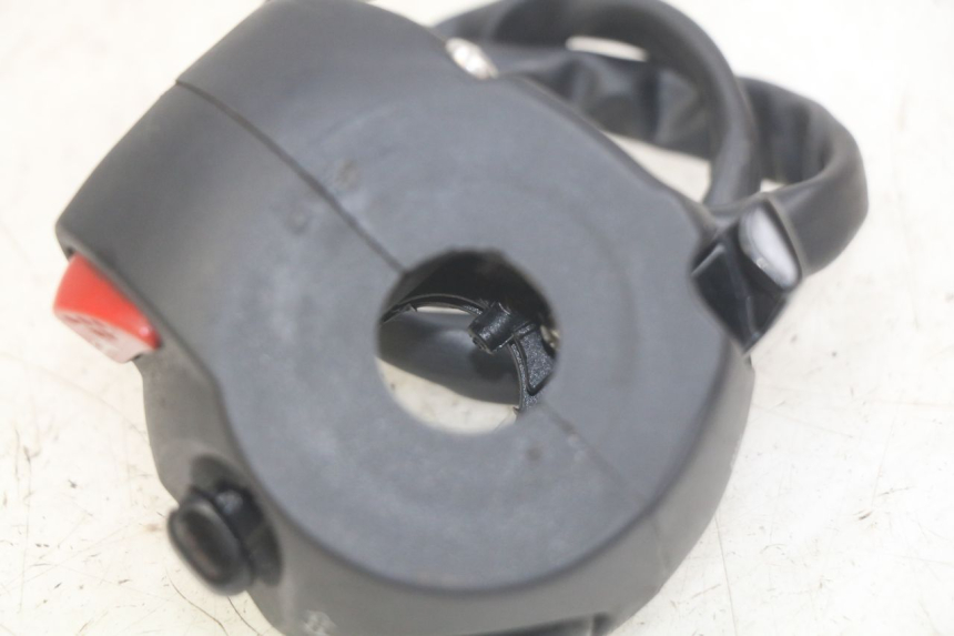 photo de LINKER STUURSCHAKELAAR PEUGEOT CITYSTAR AIR 125 (2014 - 2017) - Zoom op gebruiksstaat