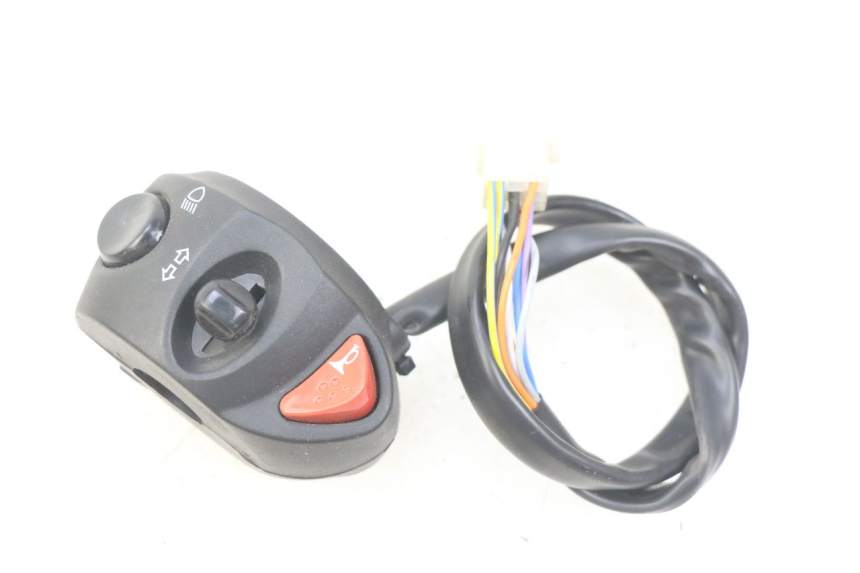 photo de LINKER STUURSCHAKELAAR PEUGEOT CITYSTAR IE 2T 50 (2018 - 2021) - Hoofdaanzicht