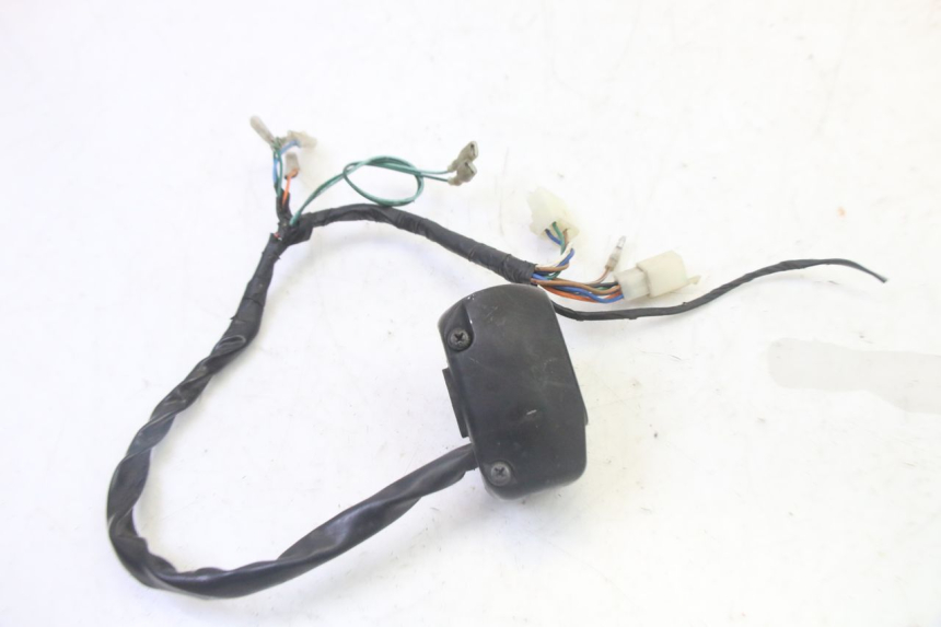 photo de LINKER STUURSCHAKELAAR SYM CROX 4T 50 (2016 - 2023) - Technische close-up