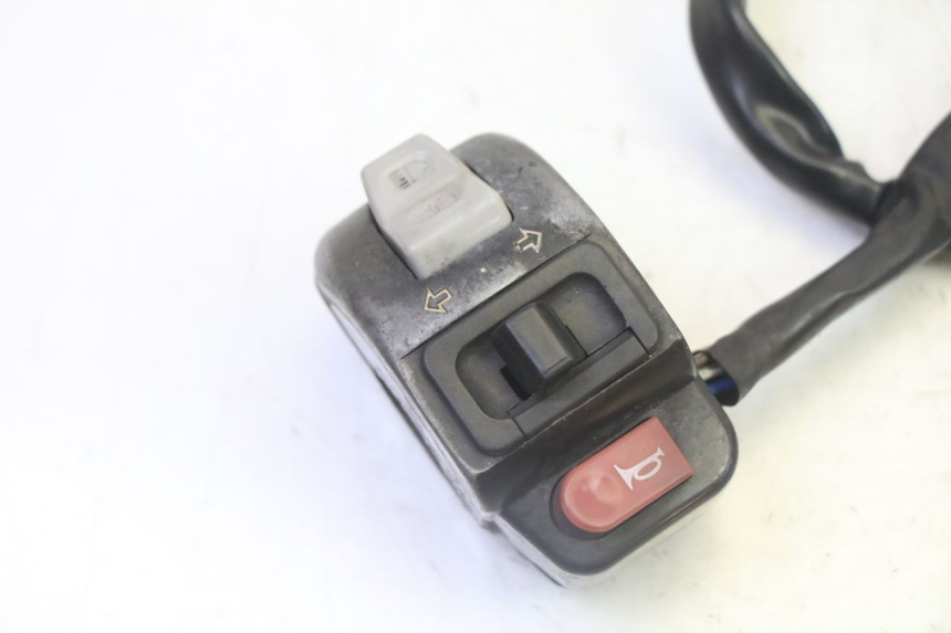 photo de LINKER STUURSCHAKELAAR SYM CROX 4T 50 (2016 - 2023) - Detail van het onderdeel