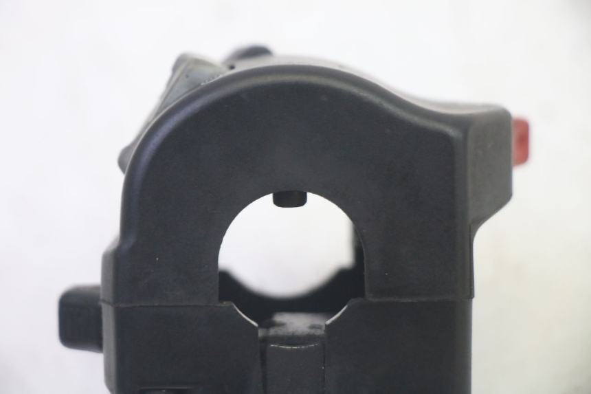 photo de LINKER STUURSCHAKELAAR SUZUKI DL V STROM 1000 (2002 - 2007) - Bevestigingspunten