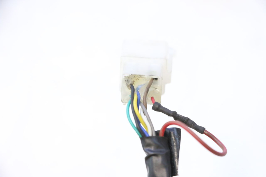 photo de LINKER SCHAKELAAR WAYSCRAL E-START 1 (2018 - 2022) - Detail van het onderdeel