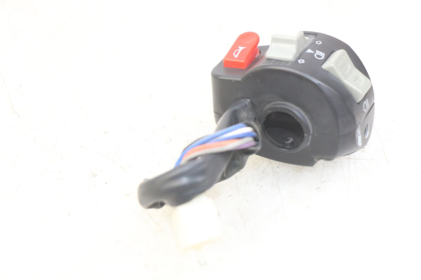 photo de LINKER STUURSCHAKELAAR EFUN E2GO 1 (2017 - 2021) - Technische close-up