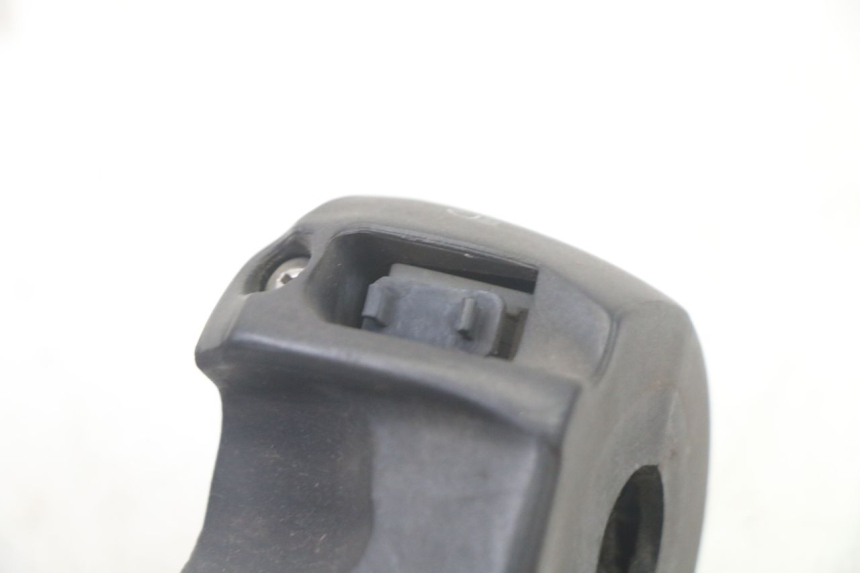 photo de LINKER STUURSCHAKELAAR PEUGEOT ELYSTAR 50 (2002 - 2014) - Technische close-up