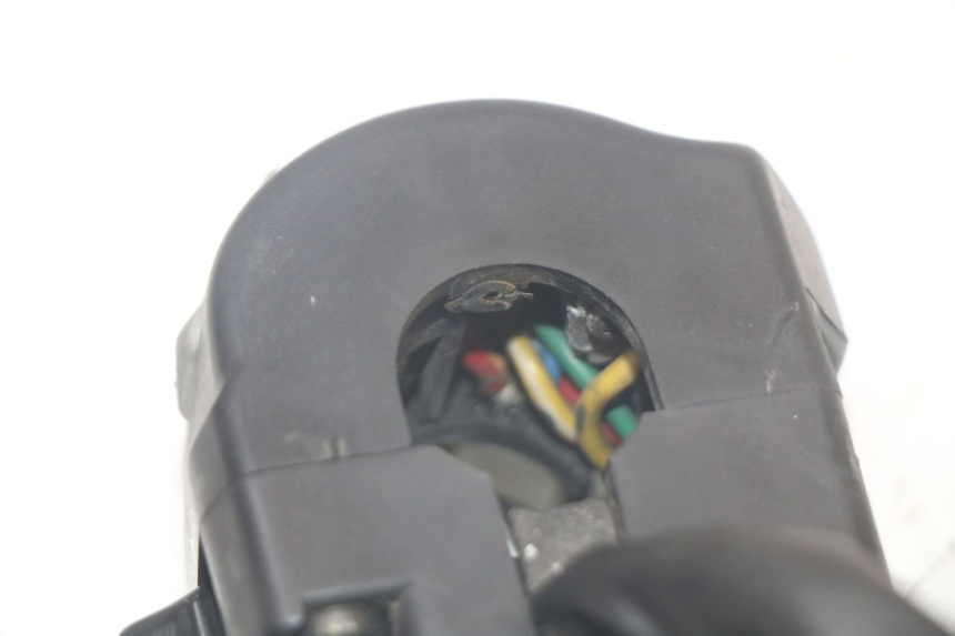 photo de LINKER STUURSCHAKELAAR YAMAHA FJ 3CX 1200 (1986 - 1996) - Bevestigingspunten