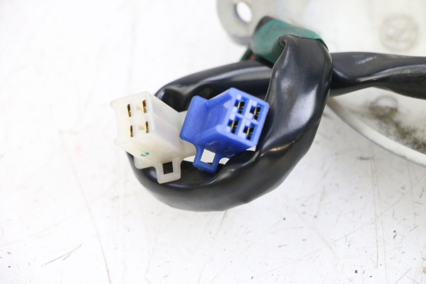 photo de LINKER STUURSCHAKELAAR MBK FLAME X 125 (2007 - 2016) - Zoom op gebruiksstaat