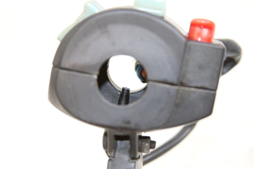 photo de LINKER STUURSCHAKELAAR BAOTIAN FRESH 50 (2004 - 2012) - Detail van het onderdeel